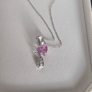Pink sapphire and white gold necklace